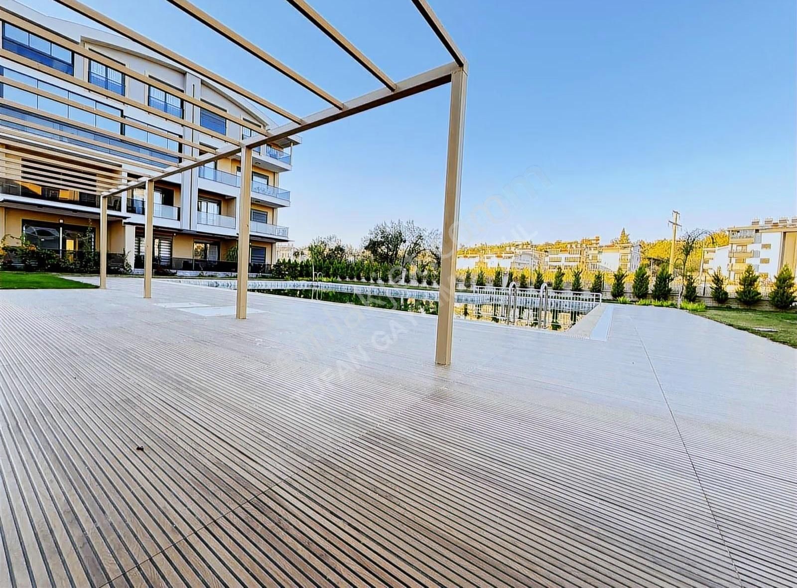 Manavgat Ilıcada Devasa Peyzaj Ve Havuzlu Lüks 2+1 Daire - Görsel 9