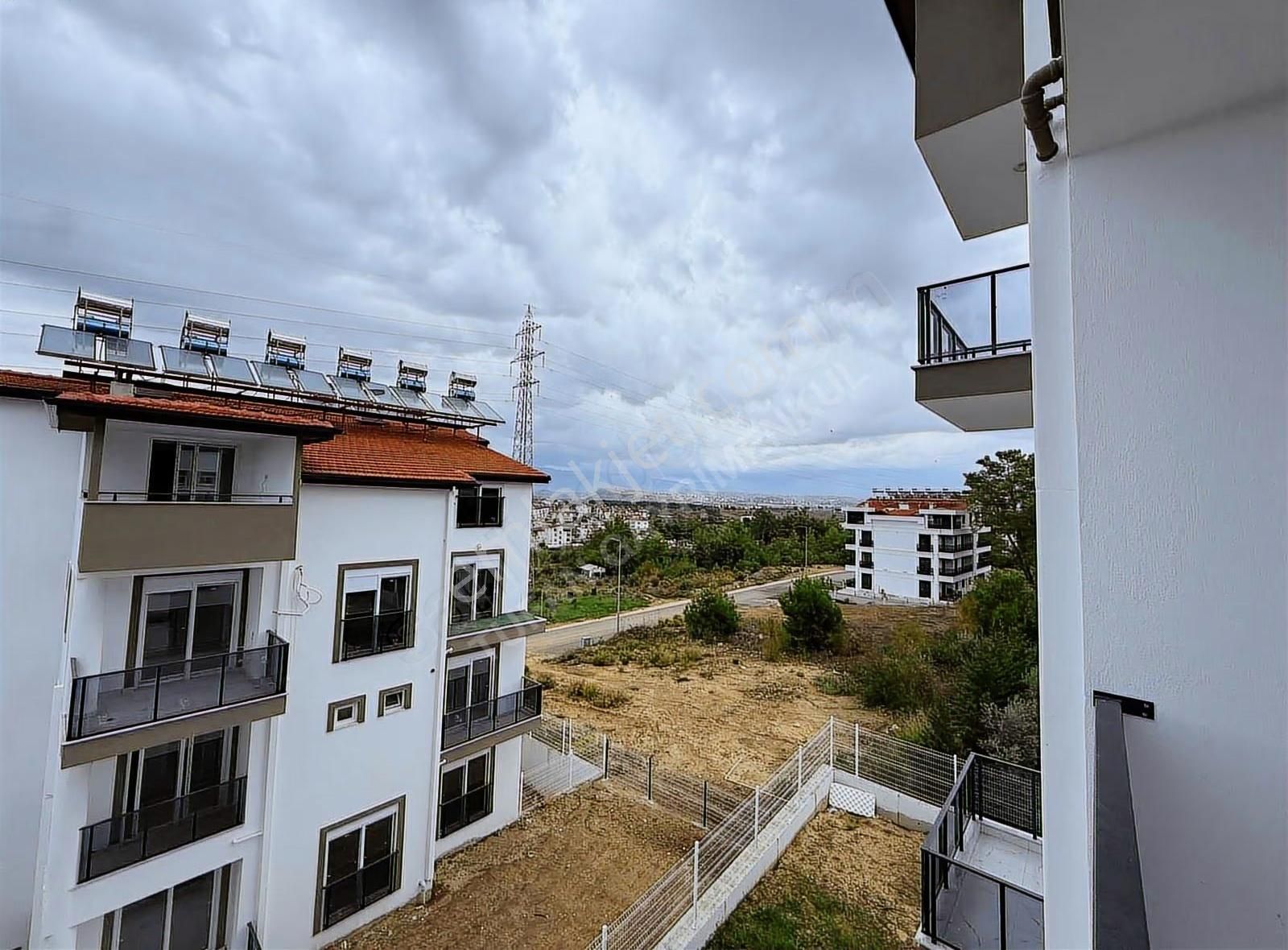 Manavgat Sarılar Ultra Lüks 3+1 Ara Kat Daire, Ebeveyn Banyolu - Görsel 14