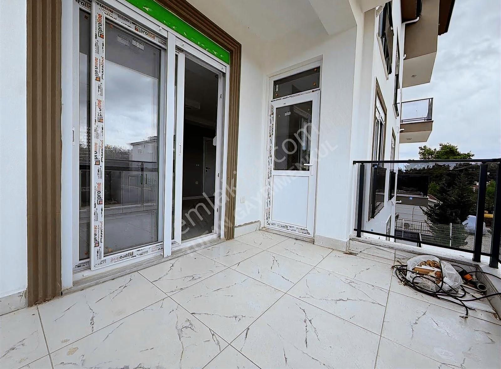 Manavgat Sarılar Ultra Lüks 3+1 Ara Kat Daire, Ebeveyn Banyolu - Görsel 3