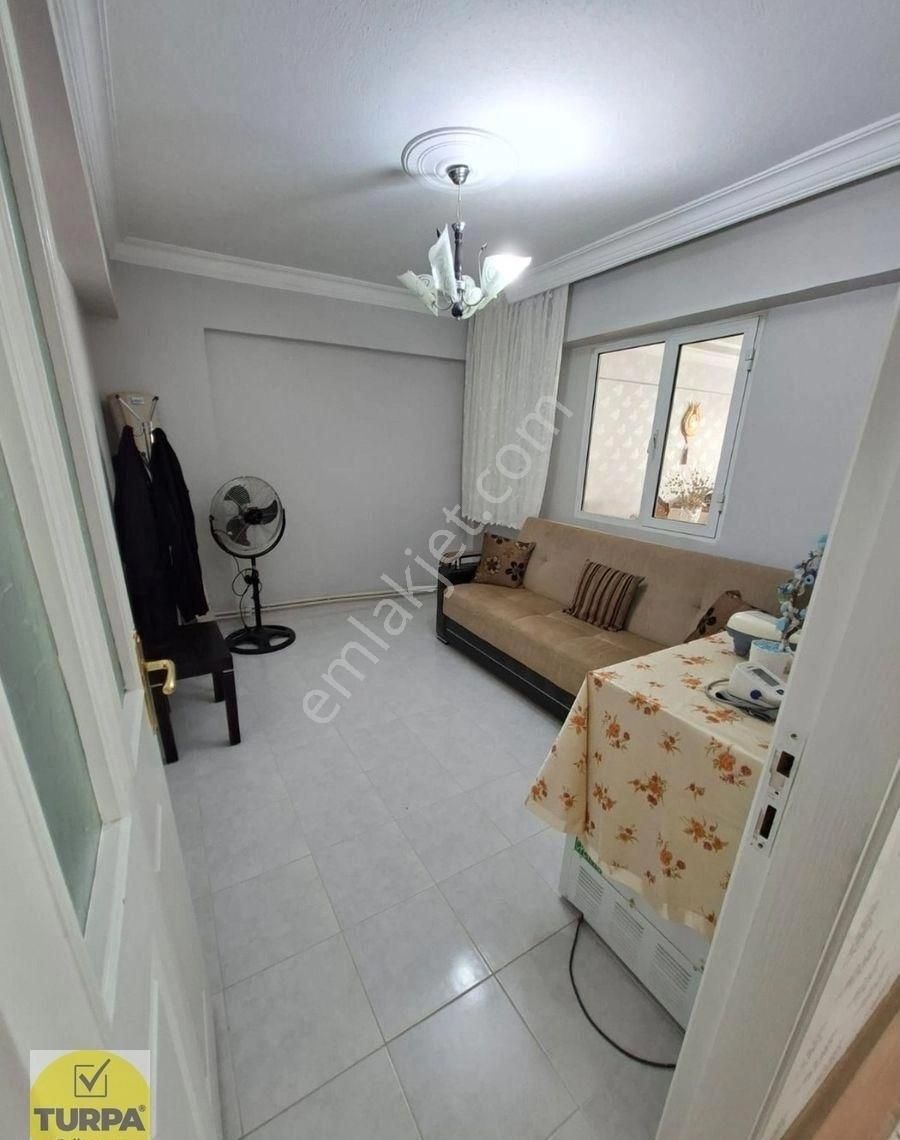 Turpa Güven'den Gülyaka Mahallesinde Satılık 3+1 Daire - Görsel 4