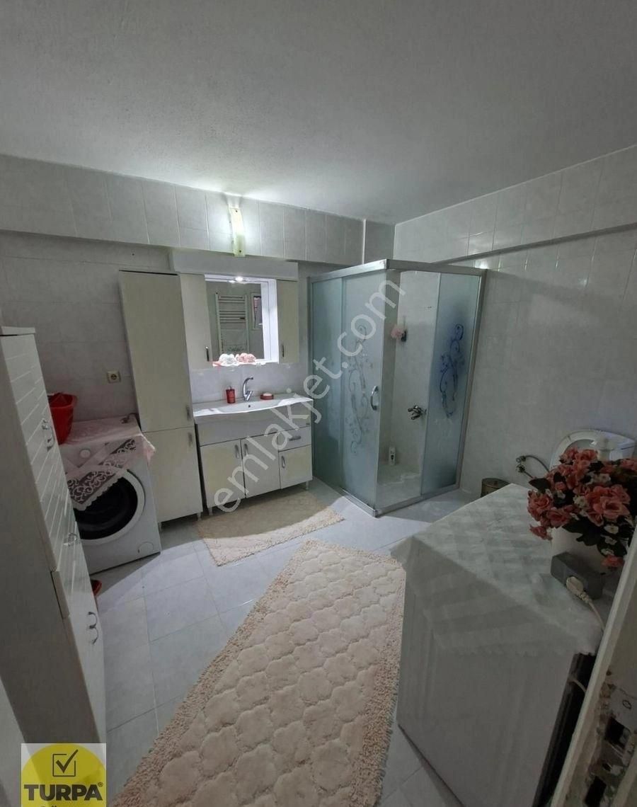 Turpa Güven'den Gülyaka Mahallesinde Satılık 3+1 Daire - Görsel 8