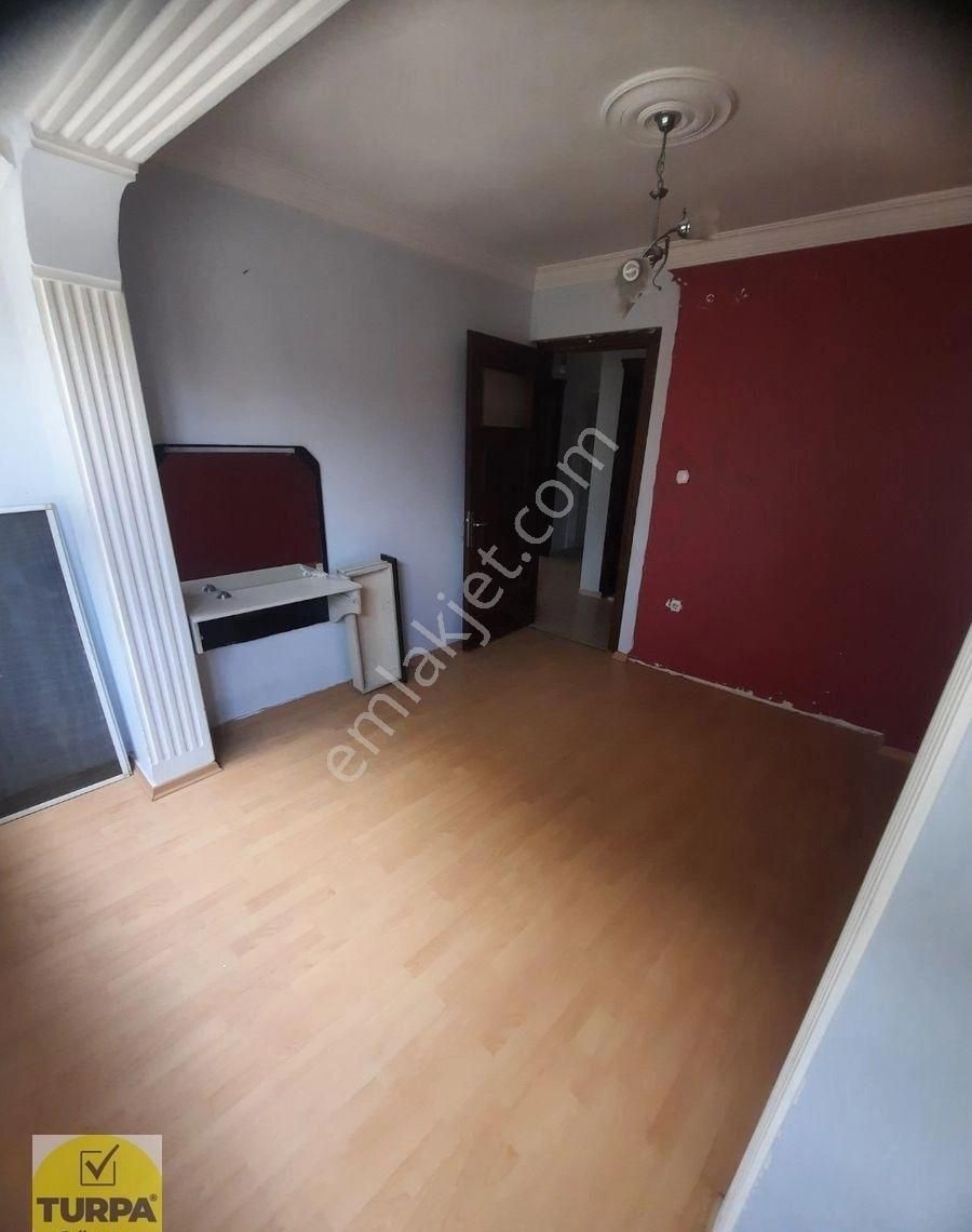 Turpa Güven'den İhsan Alyanak Mahallesinde 3+1 Kiralık Daire - Görsel 4