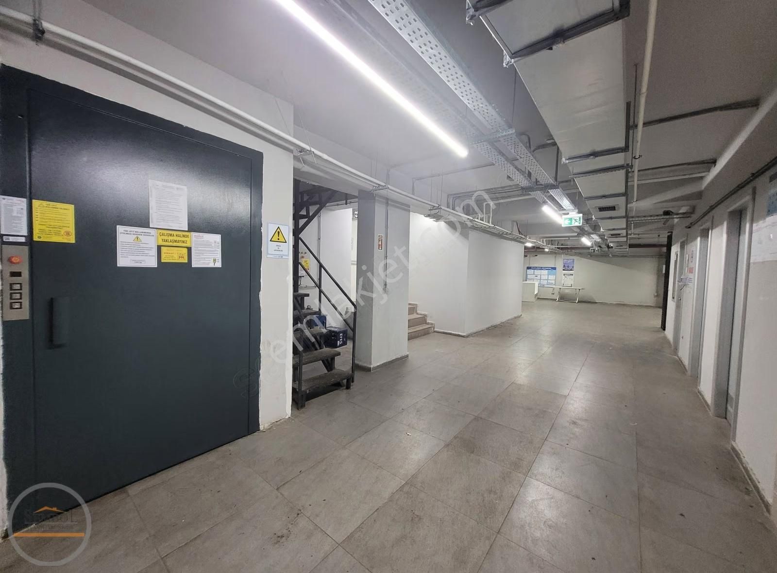 Fener Kalamış Caddesinde Marketler İçin Alt Yapısı Hazır 375 M2 - Görsel 15