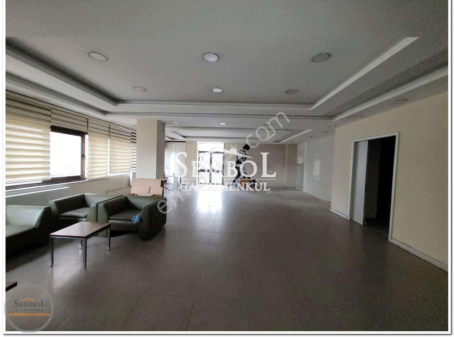 Kadıköy Hasanpaşa Da 7 Katlı 4200 M2 Komple Satılık Ticari Bina - Görsel 2
