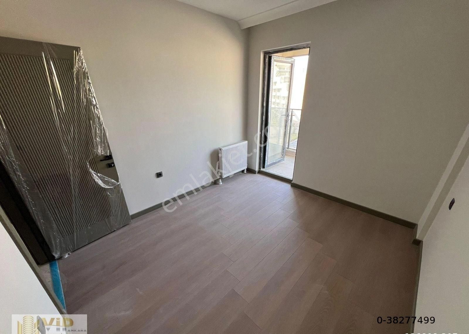 Cumhuriyet Mahallesi Ara Kat İskanlı 1+1 Satılık Daire - Görsel 7