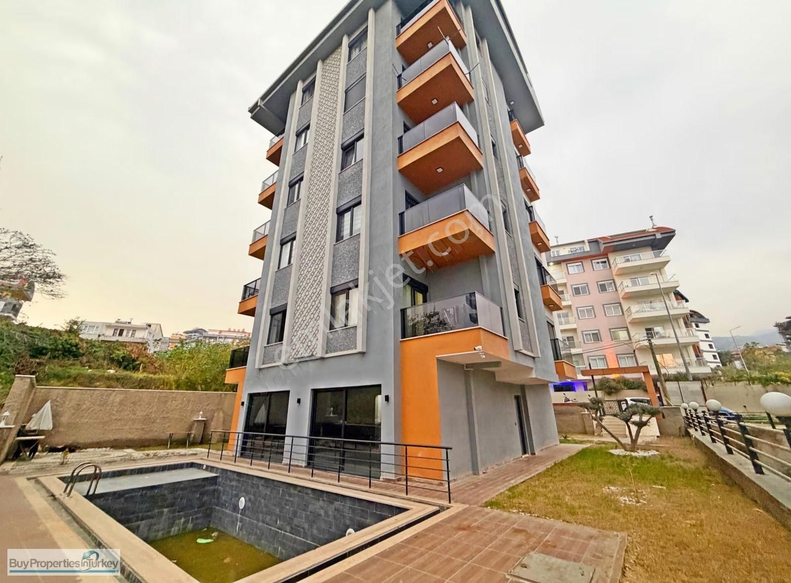 Alanya Oba'da Satılık 1+1 Ayrı Mutfak Dairemiz Havuzlu Yeni Bina