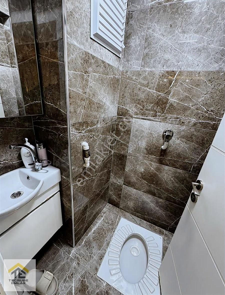 İncirli Merkez'de Ultra Lüks 5+1 Manzaralı Emsalsiz Dubleks - Görsel 18