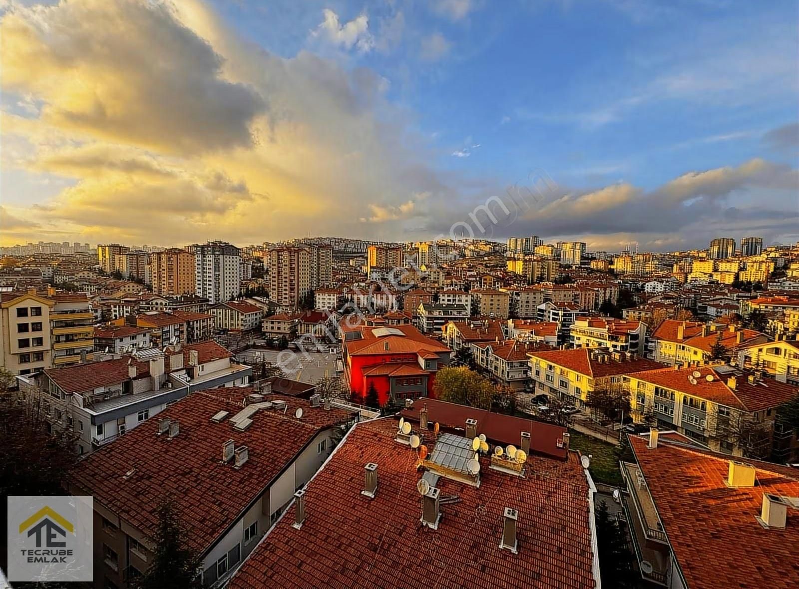 İncirli Merkez'de Ultra Lüks 5+1 Manzaralı Emsalsiz Dubleks - Görsel 10