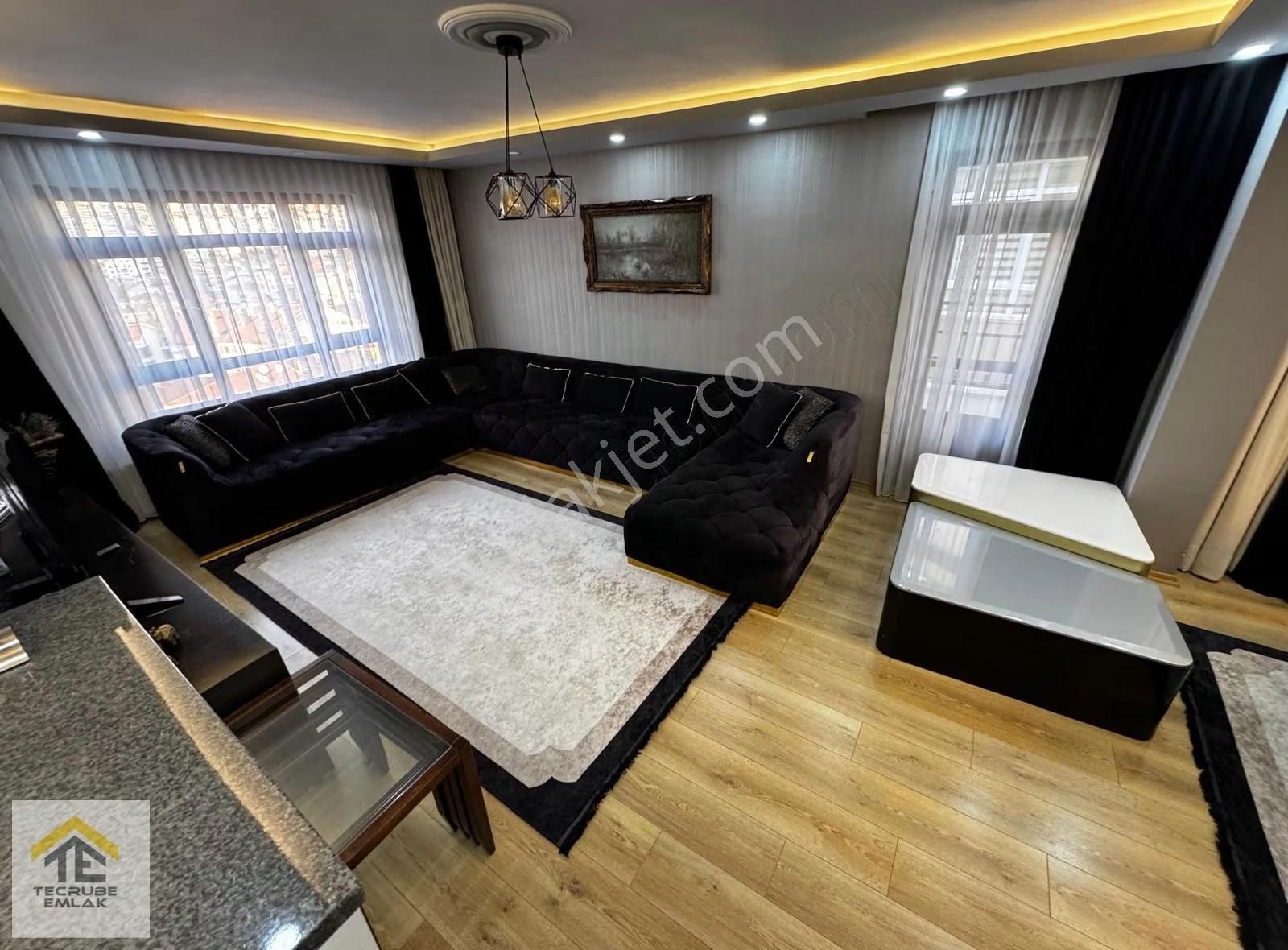 İncirli Merkez'de Ultra Lüks 5+1 Manzaralı Emsalsiz Dubleks - Görsel 4