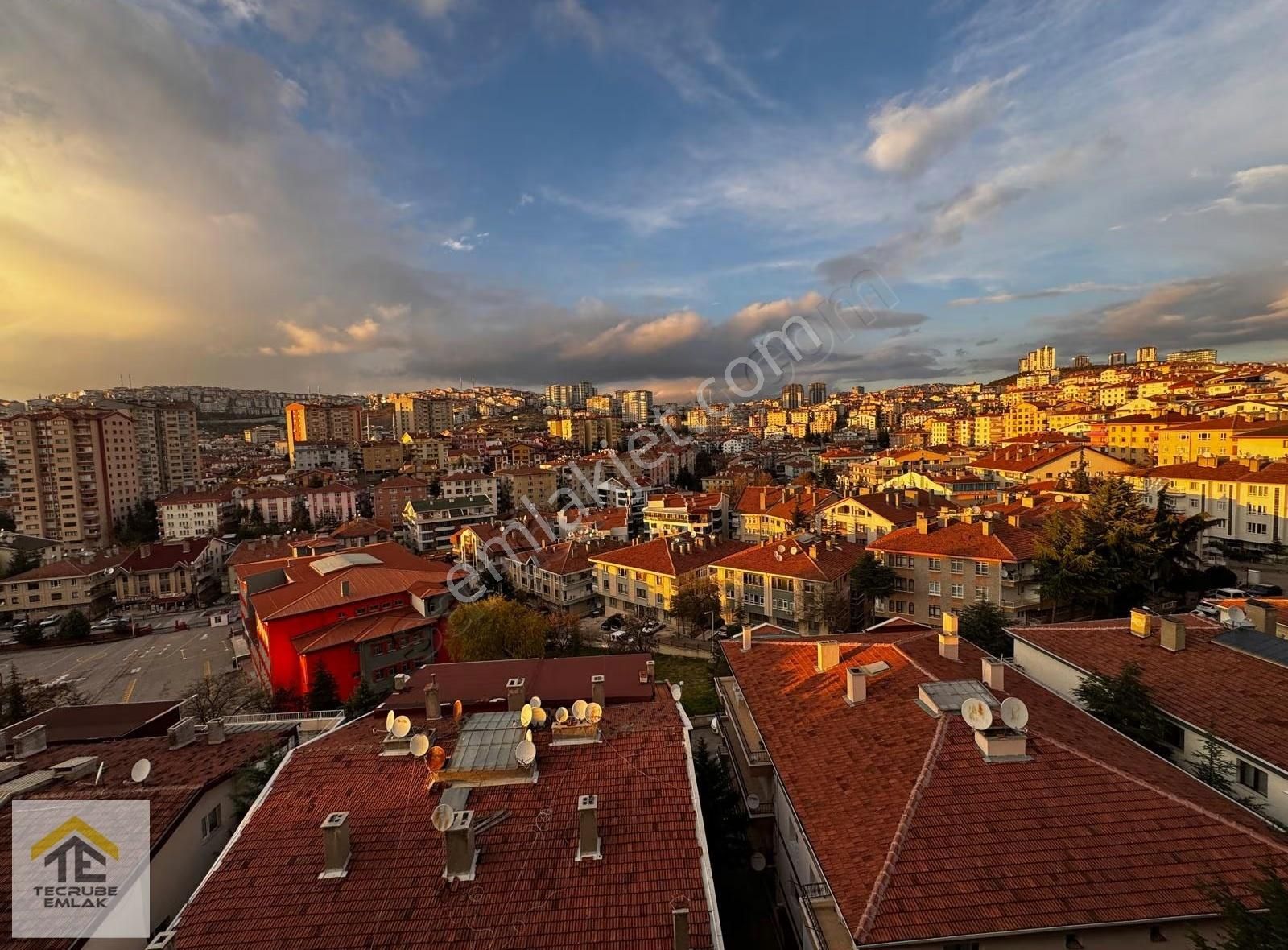 İncirli Merkez'de Ultra Lüks 5+1 Manzaralı Emsalsiz Dubleks - Görsel 24