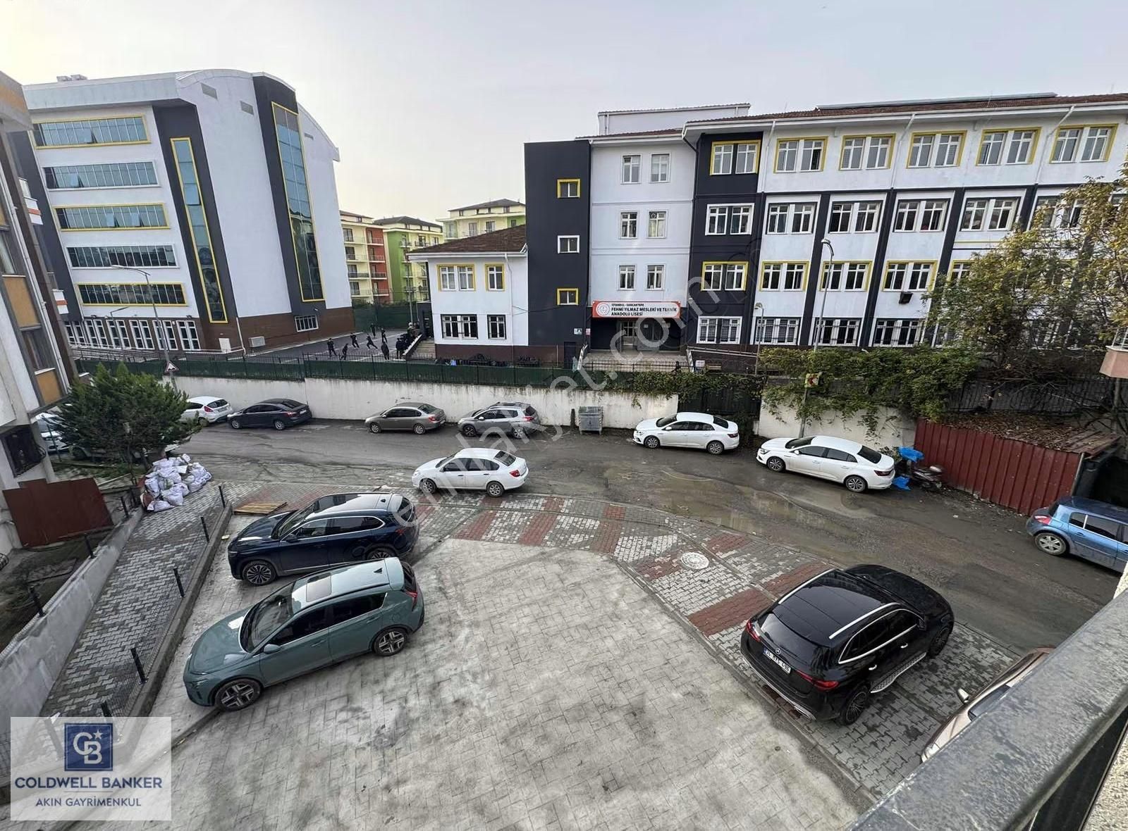 Sancaktepe Sultangazi Caddesinde Kapalı Otoparklı 2+1 Satılık - Görsel 21