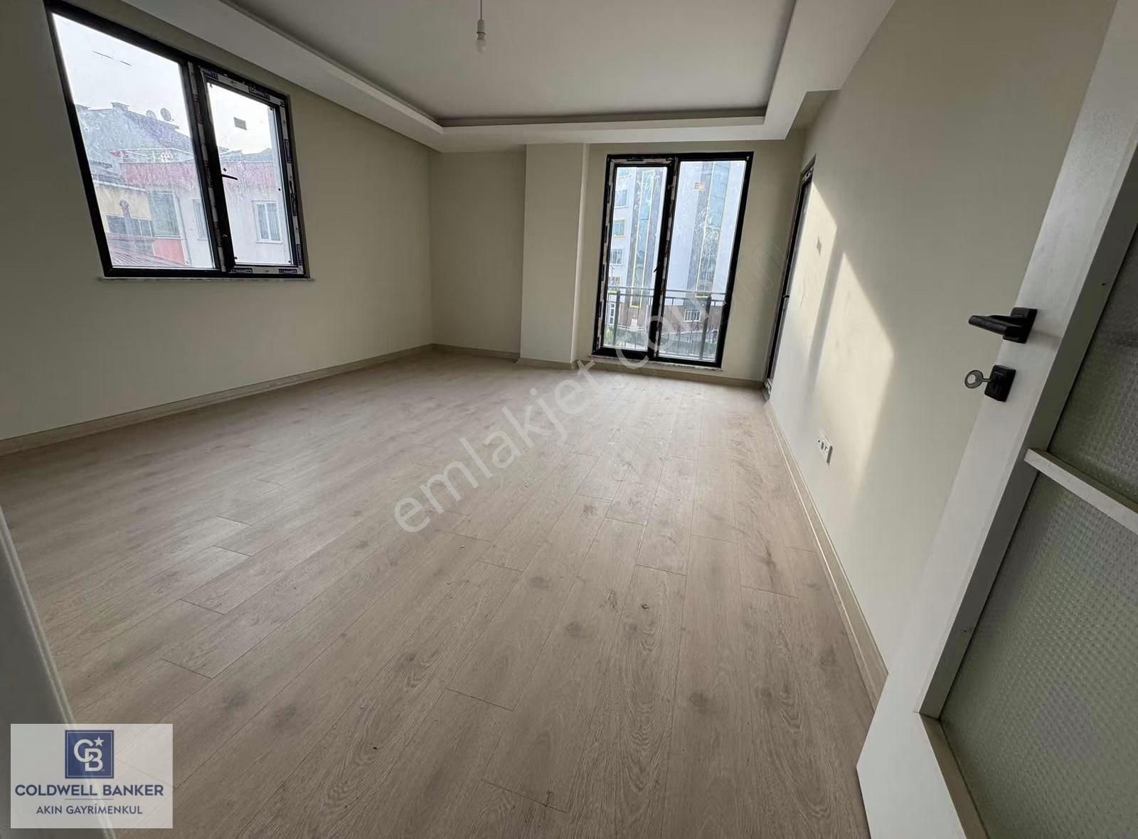 Sancaktepe Sultangazi Caddesinde Kapalı Otoparklı 2+1 Satılık - Görsel 15