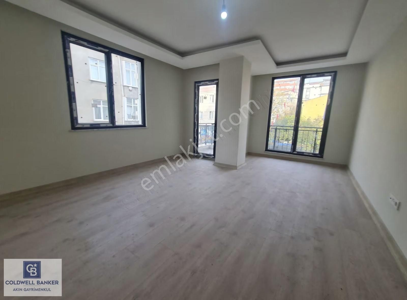 Sarıgazi'de Satılık Ara Kat Daire