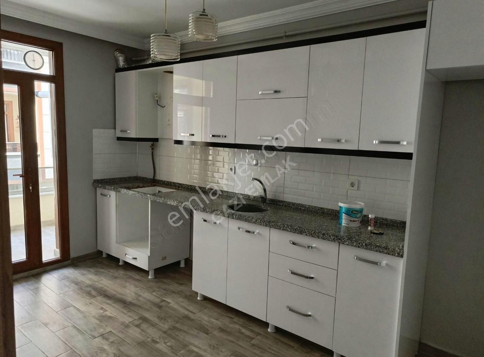 ""gazi Emlak""ç.köy Kaymakamlık Yakını 3+1 Yeni Ara 2wc 2 Balkon - Görsel 4