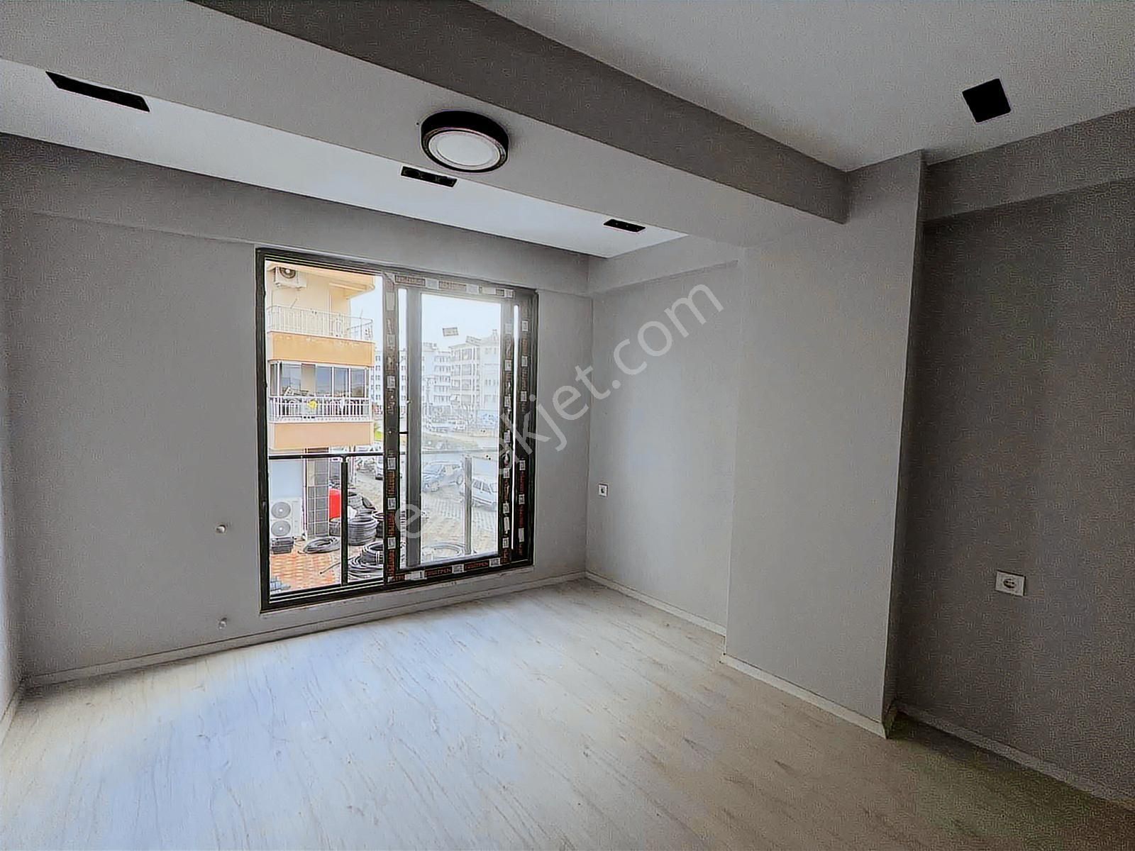 Cumhuriyet Te Satılık 1+1 Daire - Görsel 4