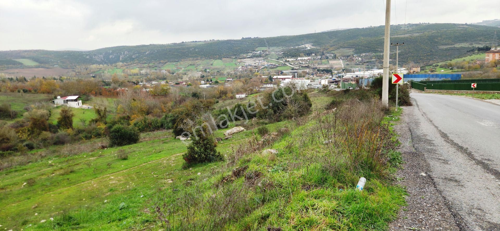 Gebze Tavşanlı 7.250m2 Caddeye Cephe Her İşe Uygun Kiralık Arsa