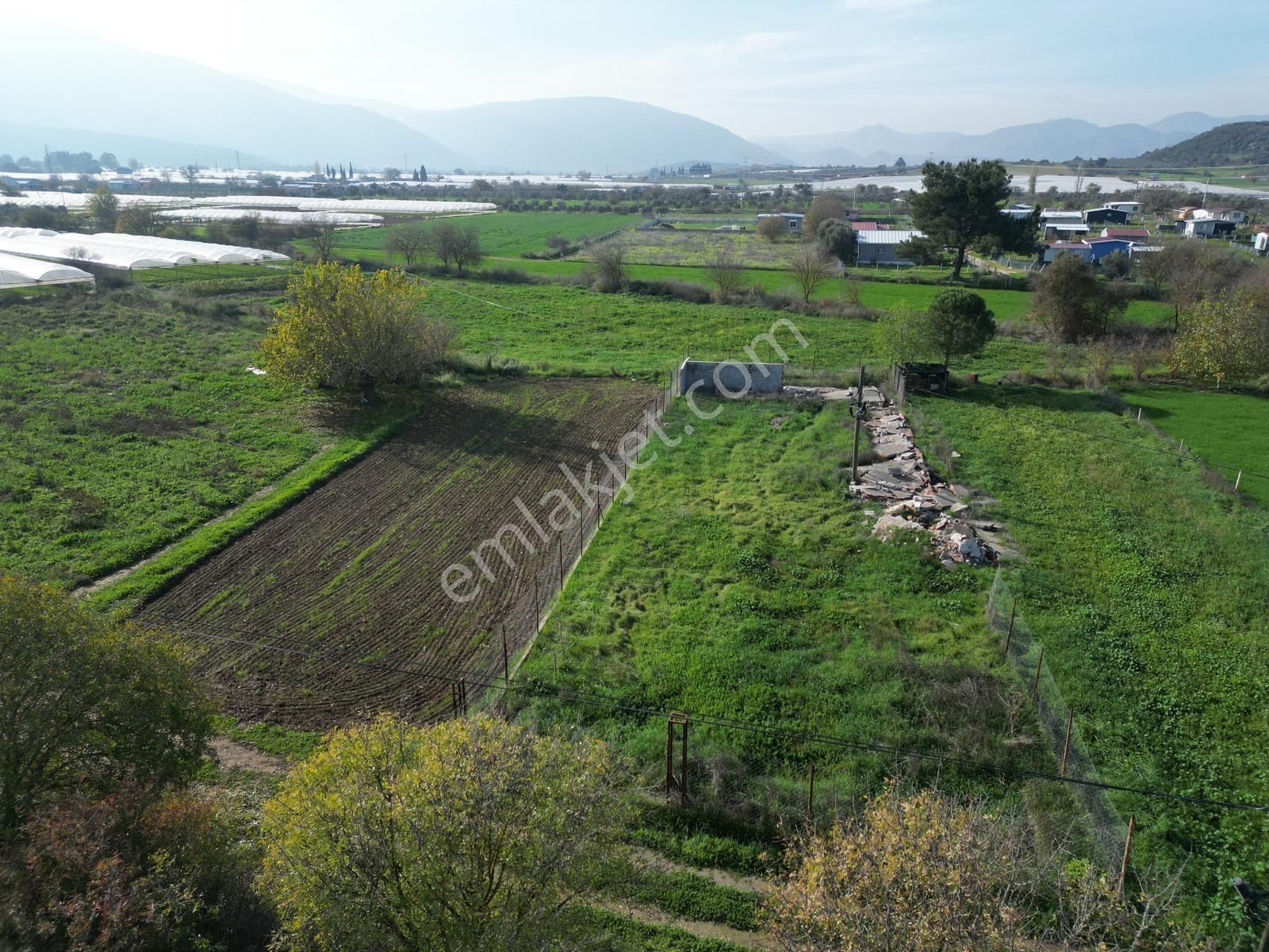 İzmir Menderes Kuşadası Yolu Üzerinde 650 M2 Hisse Tapulu Tarla - Görsel 18