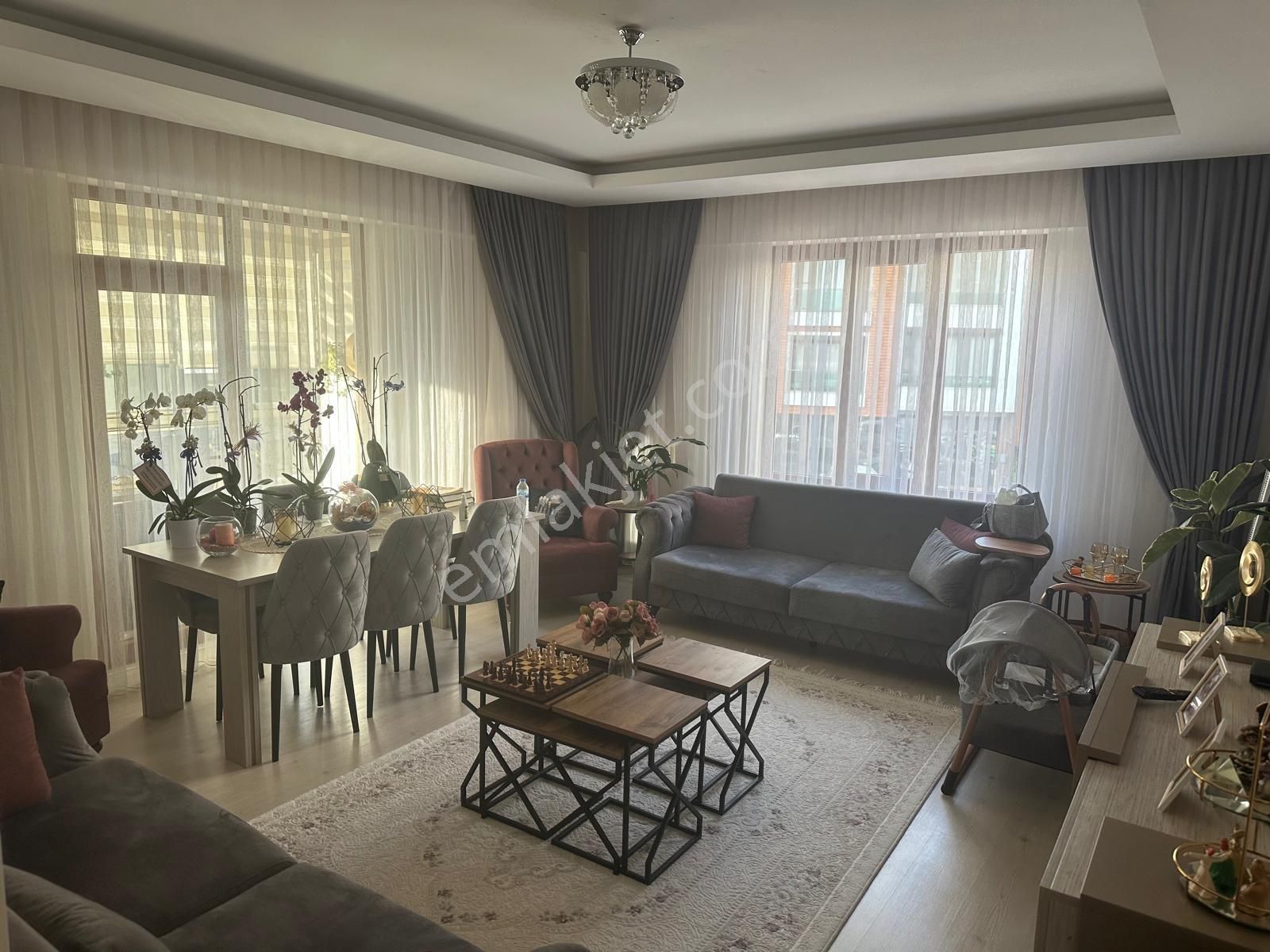 İsa Kavak Gayrimenkul'den Satılık 4+1 Daire – Selçuklu Şeker