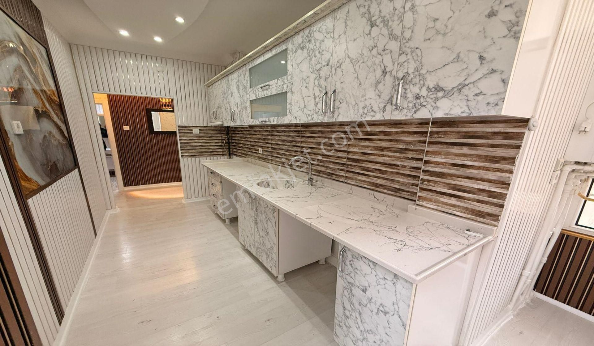 İncirli Teknik Lise Yakını 3+1 Masrafsız Bölgede Yok - Görsel 5