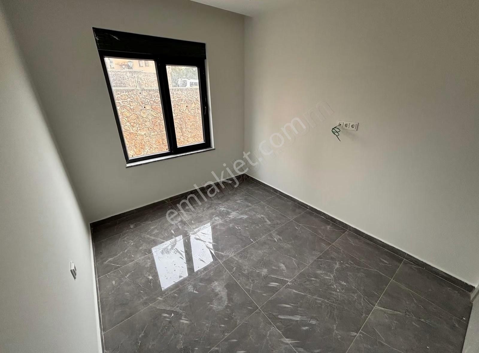 Alanya Oba'da Satılık 3 +1 Sıfır Bahçe Dubleks Daire Özel Bahçe - Görsel 5