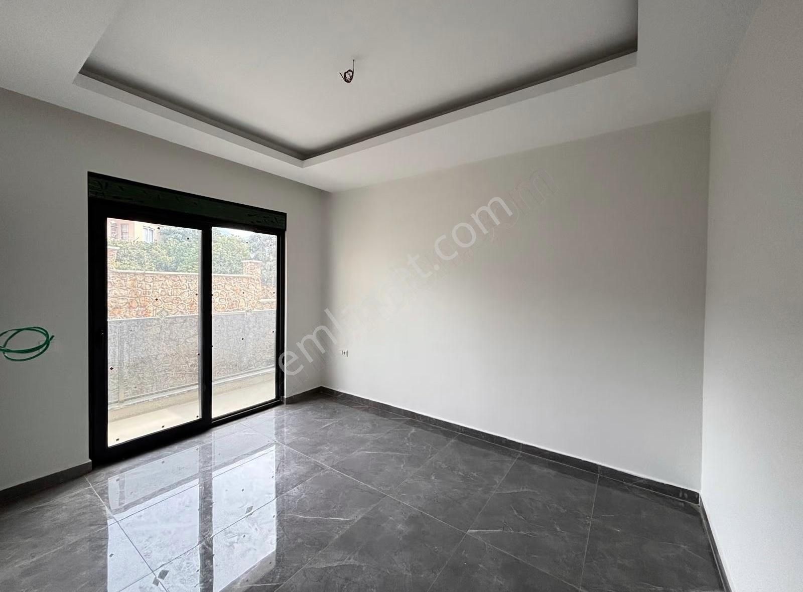 Alanya Oba'da Satılık 3 +1 Sıfır Bahçe Dubleks Daire Özel Bahçe - Görsel 13