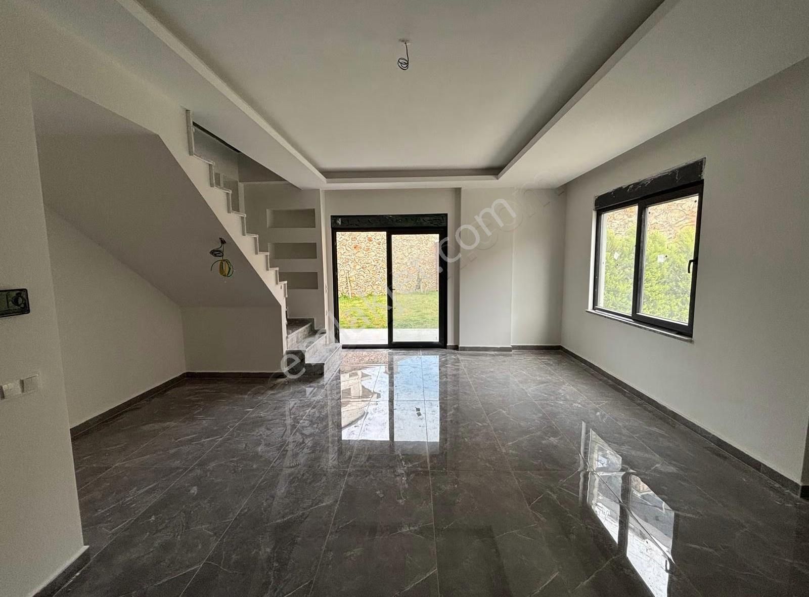 Alanya Oba'da Satılık 3 +1 Sıfır Bahçe Dubleks Daire Özel Bahçe - Görsel 22