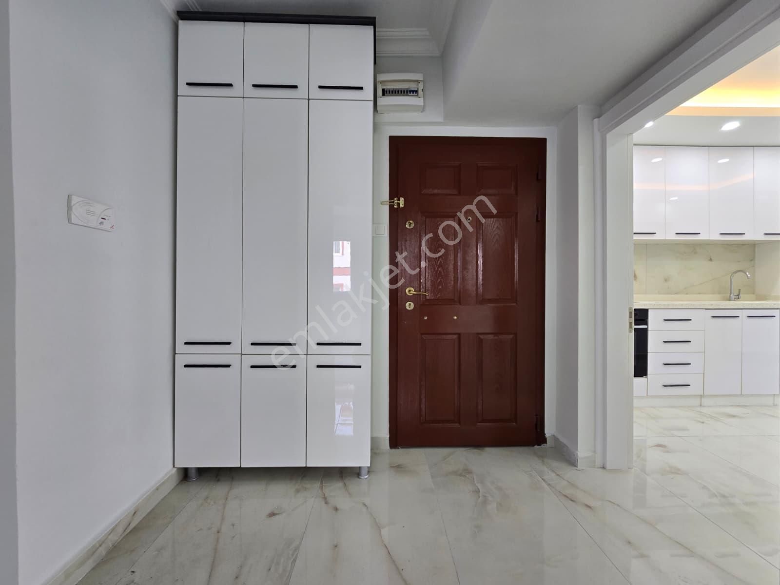 30 Ağustos Mah Satılık 3+1 Kilerli Full Yapılı Arakat Ön Cephe Daire - Görsel 35