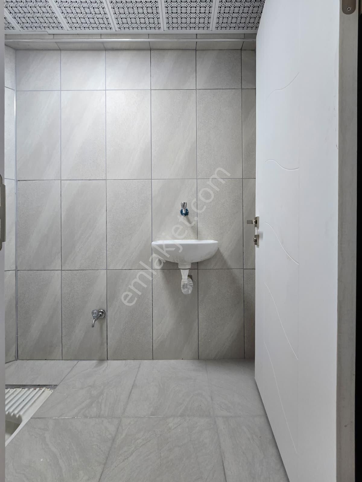 30 Ağustos Mah Satılık 3+1 Kilerli Full Yapılı Arakat Ön Cephe Daire - Görsel 28