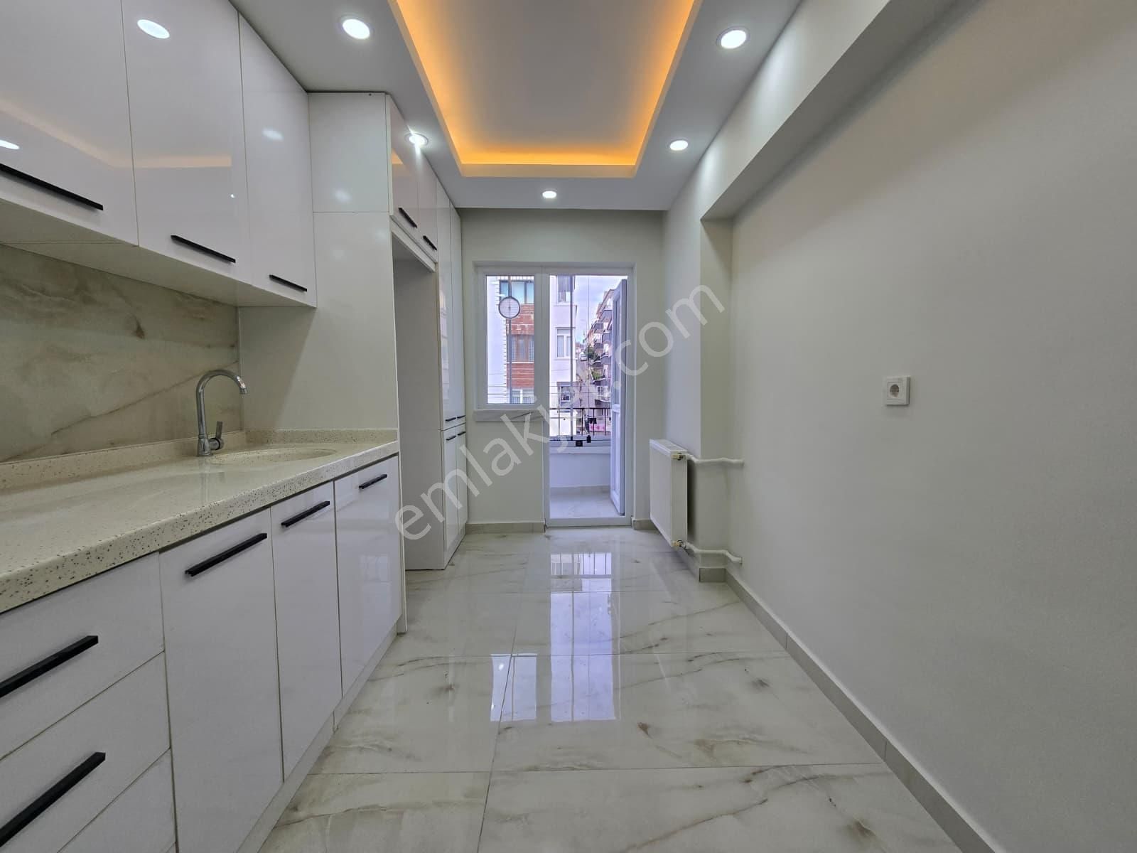 30 Ağustos Mah Satılık 3+1 Kilerli Full Yapılı Arakat Ön Cephe Daire - Görsel 2