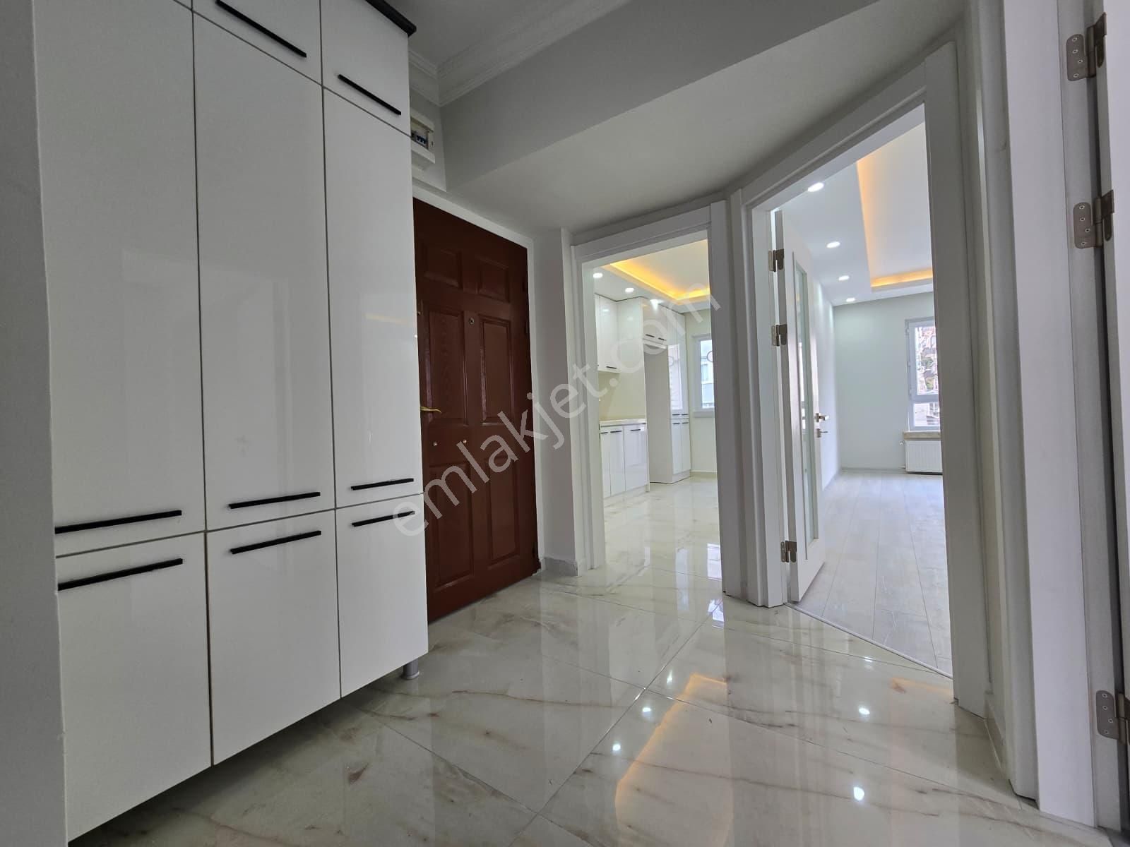 30 Ağustos Mah Satılık 3+1 Kilerli Full Yapılı Arakat Ön Cephe Daire - Görsel 30