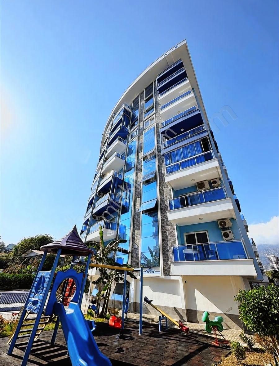 Alanya Mahmutlarda 1+1 Eşyalı Lüks Kiralık Daire