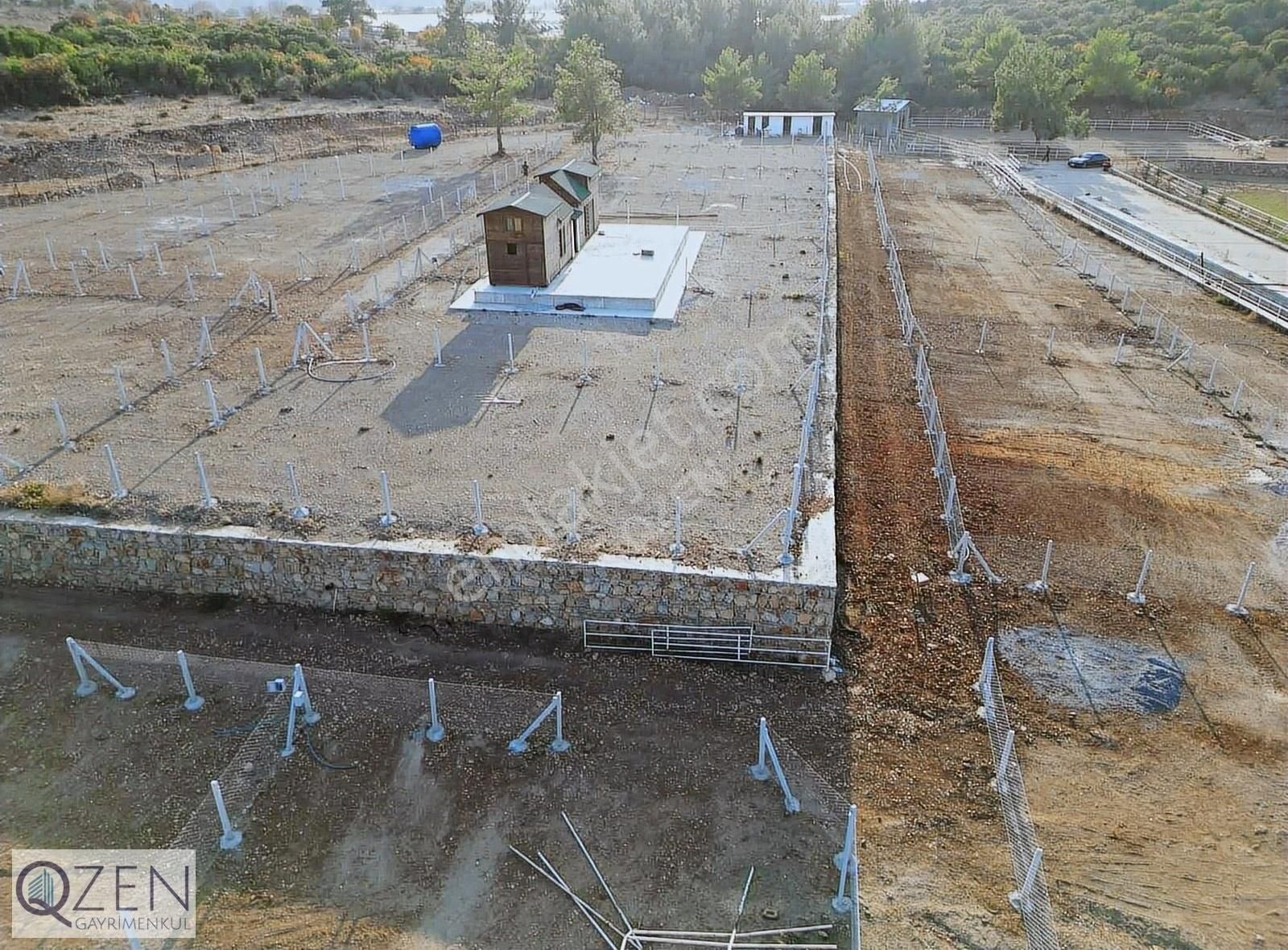 Q'zen Den Resmi Hisse Tapulu Etrafı Cevrili Hazır Tarlalar - Görsel 14