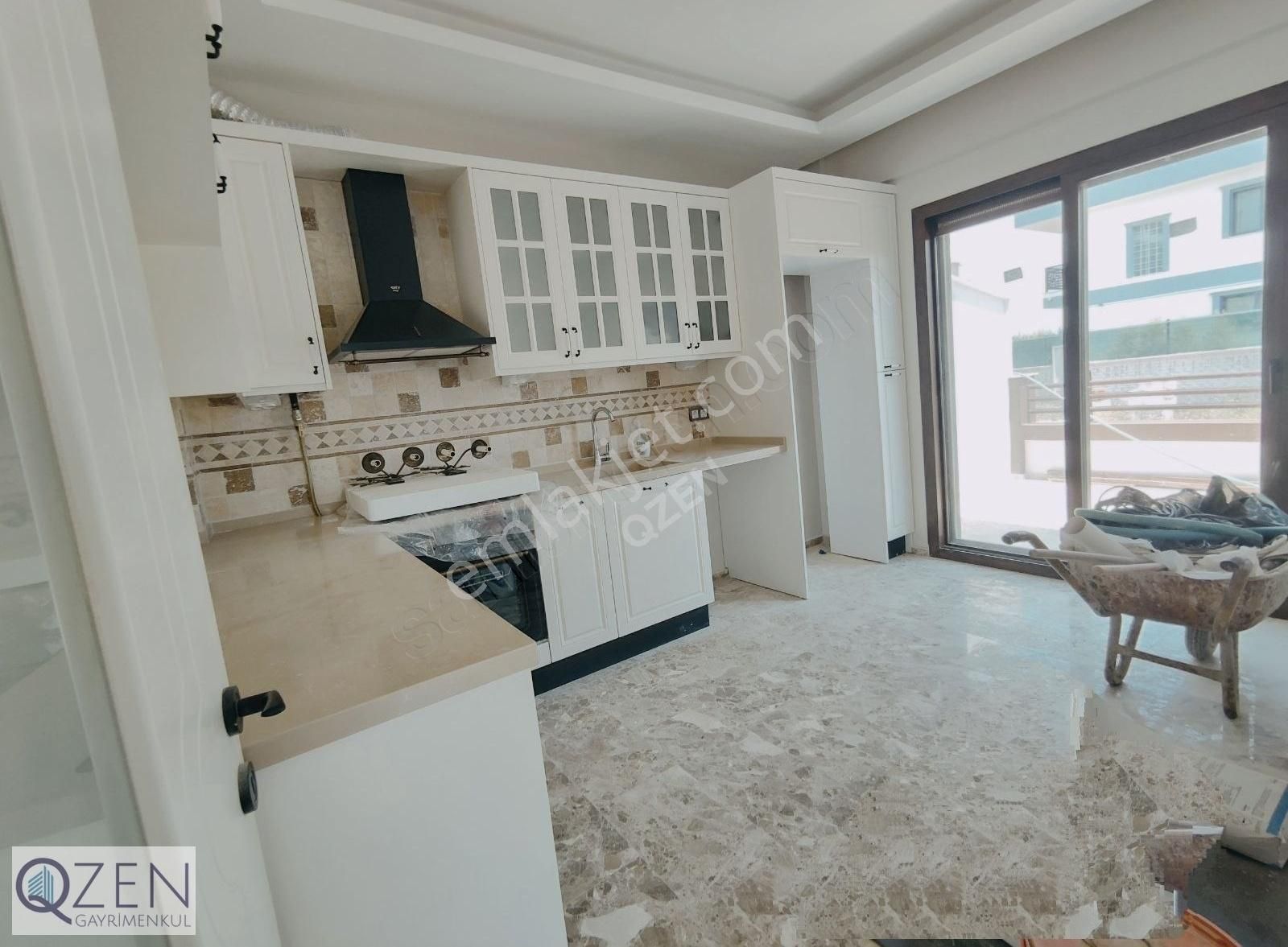 Q'zen Den Bağımsz Bahçeli Kapalı Mutfak 220 M2 4+1 Villa - Görsel 4