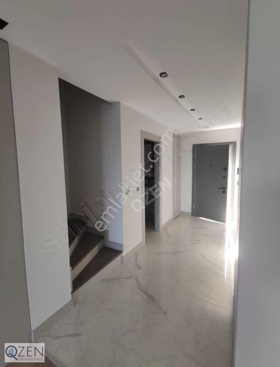 Qzen'den Görecede Bağımsız Bahçeli 262 M2 4+1 Geniş Triblex - Görsel 25