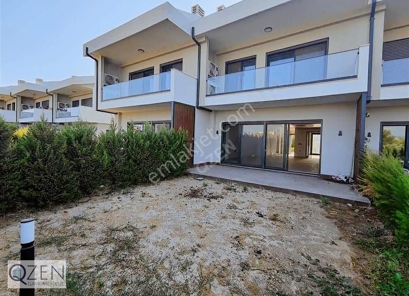 Qzen'den Görecede Bağımsız Bahçeli 262 M2 4+1 Geniş Triblex - Görsel 9