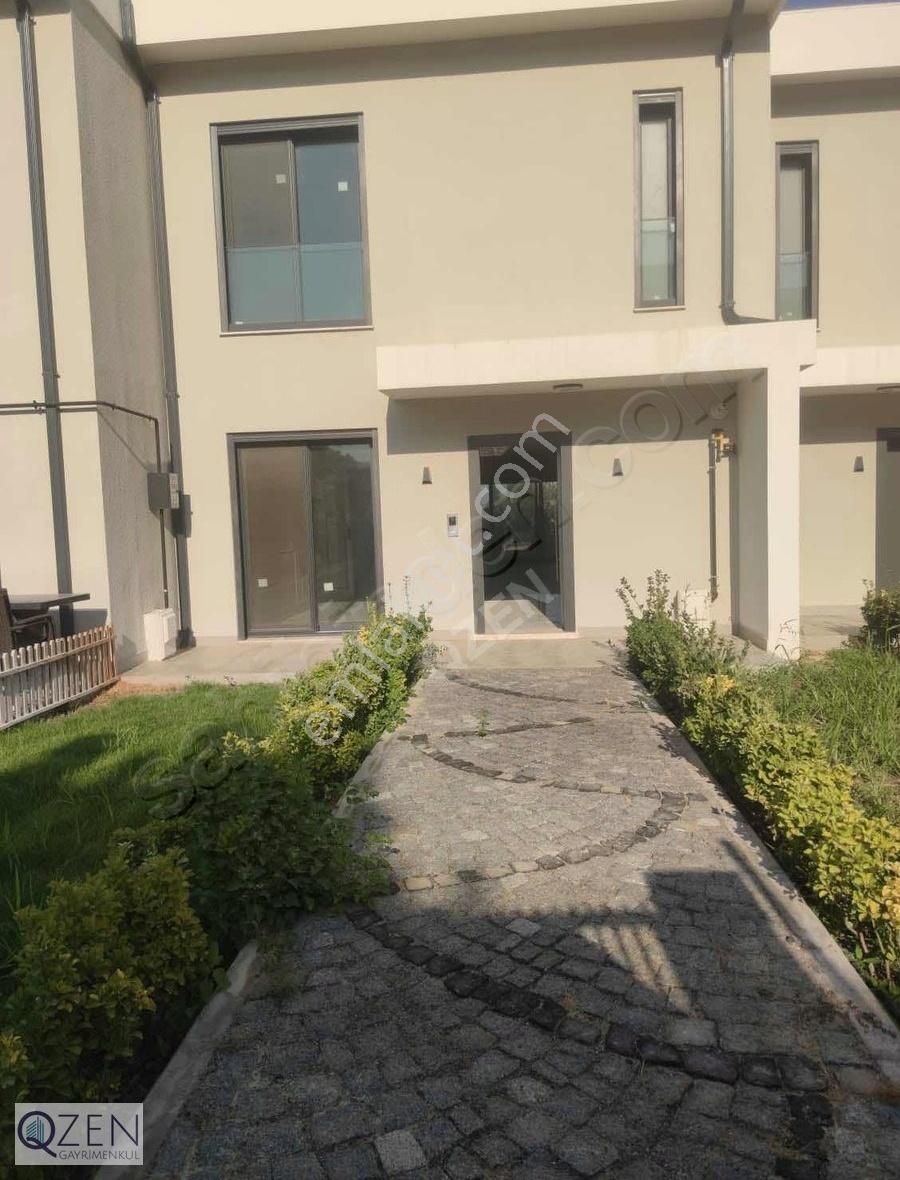 Qzen'den Görecede Bağımsız Bahçeli 262 M2 4+1 Geniş Triblex - Görsel 23