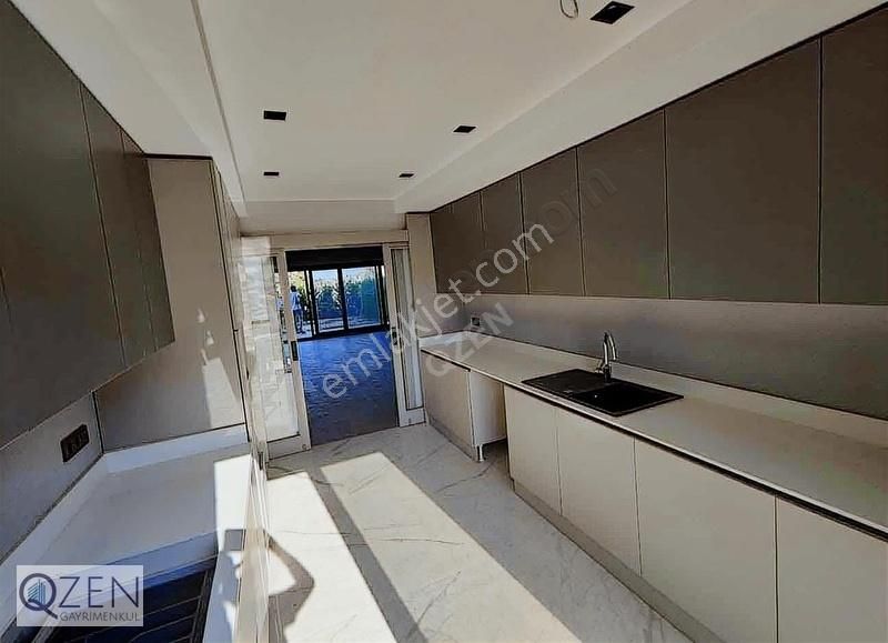 Qzen'den Görecede Bağımsız Bahçeli 262 M2 4+1 Geniş Triblex - Görsel 34