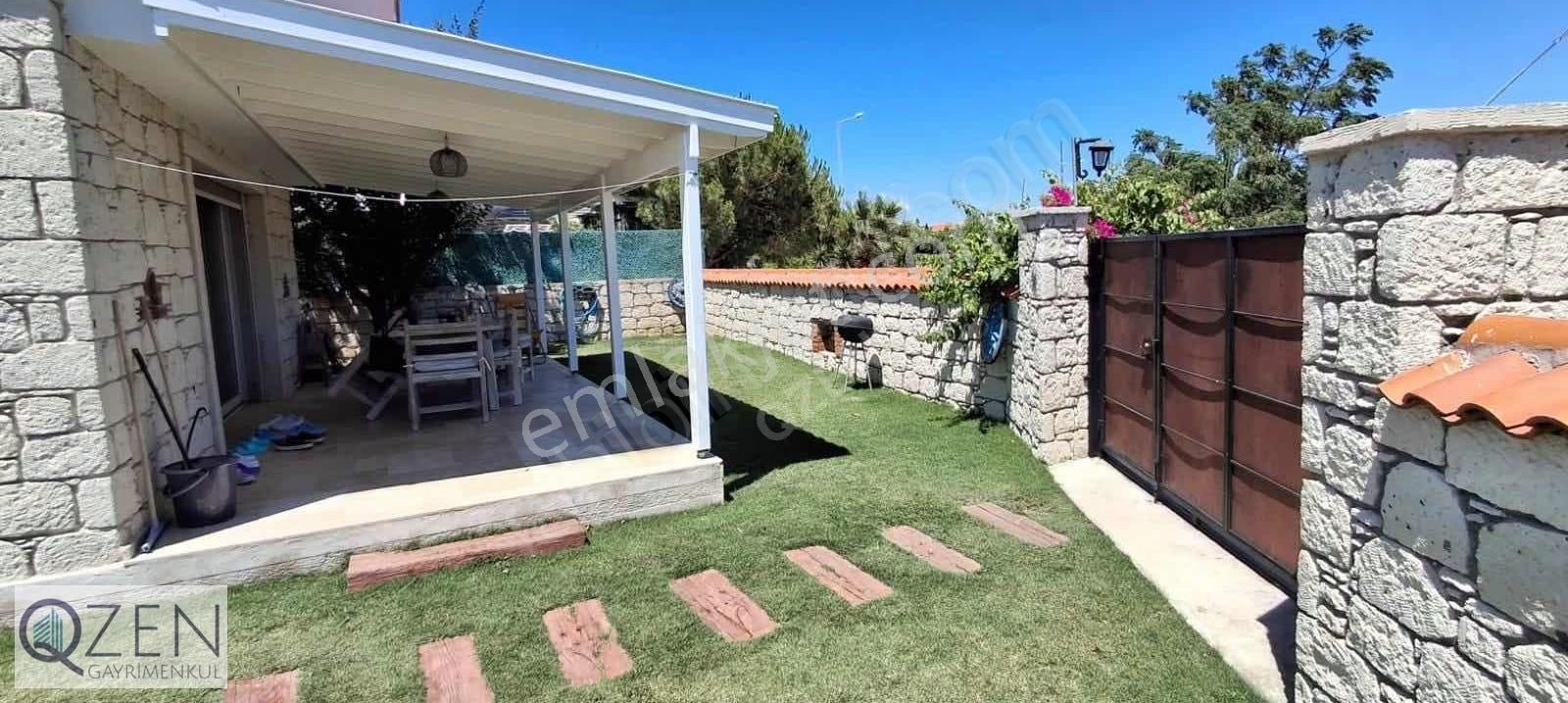 Qzen Gayrimenkulden Alaçatı Da Müstakil Köşe Villa - Görsel 12