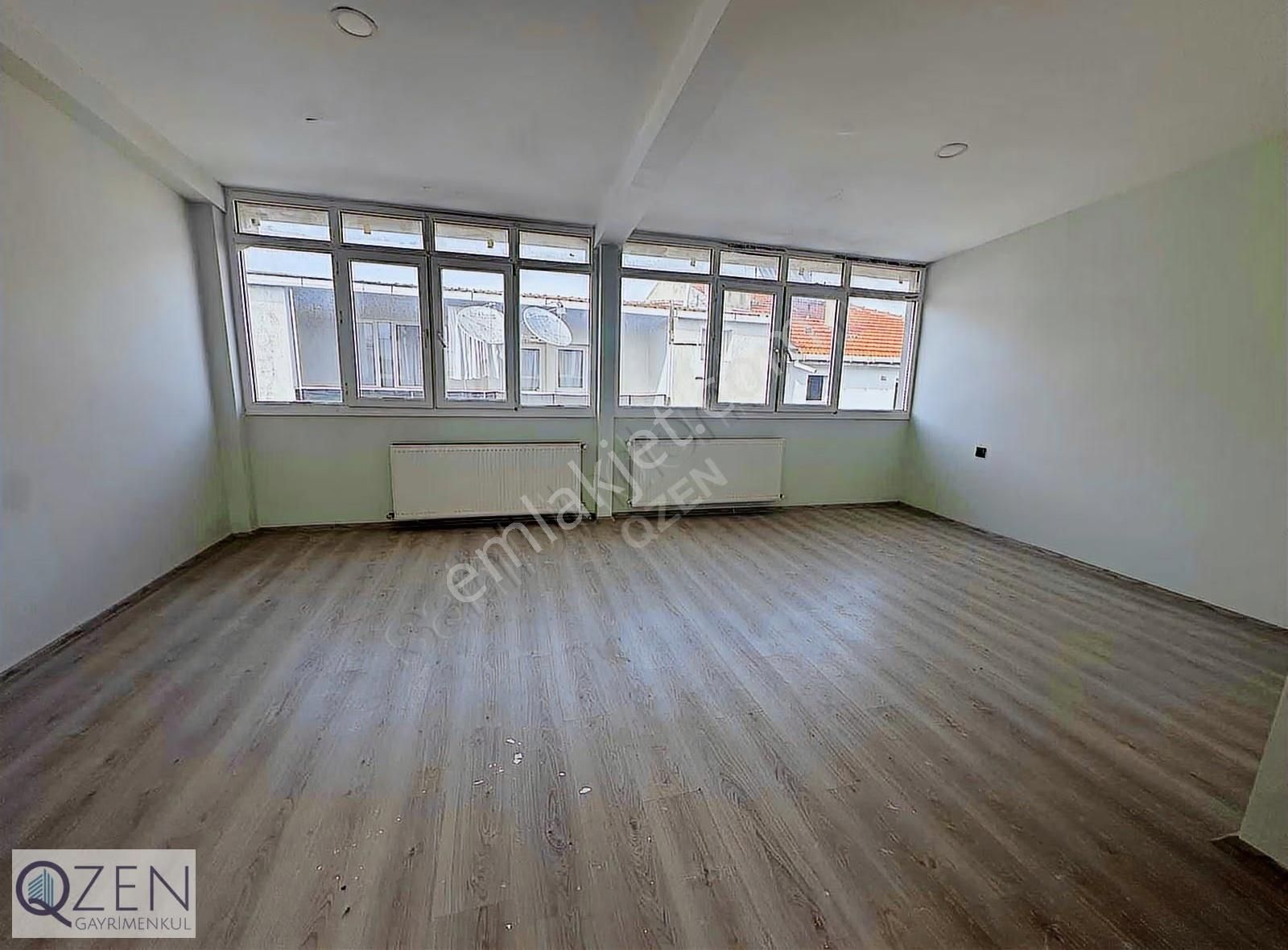 Qzen Gayrimenkulden Gazipaşa Mahallesinde 4+1 Villa - Görsel 24