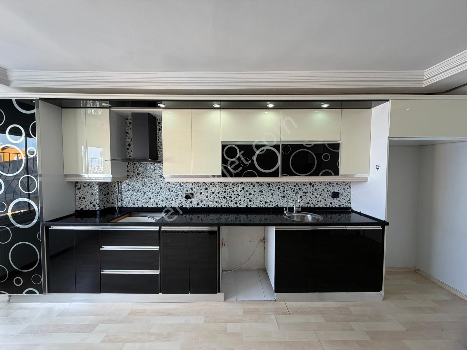 Demirelde 3+1 Panoramik Göl Manzaralı Masrafsız Kaçmazz Daire - Görsel 3