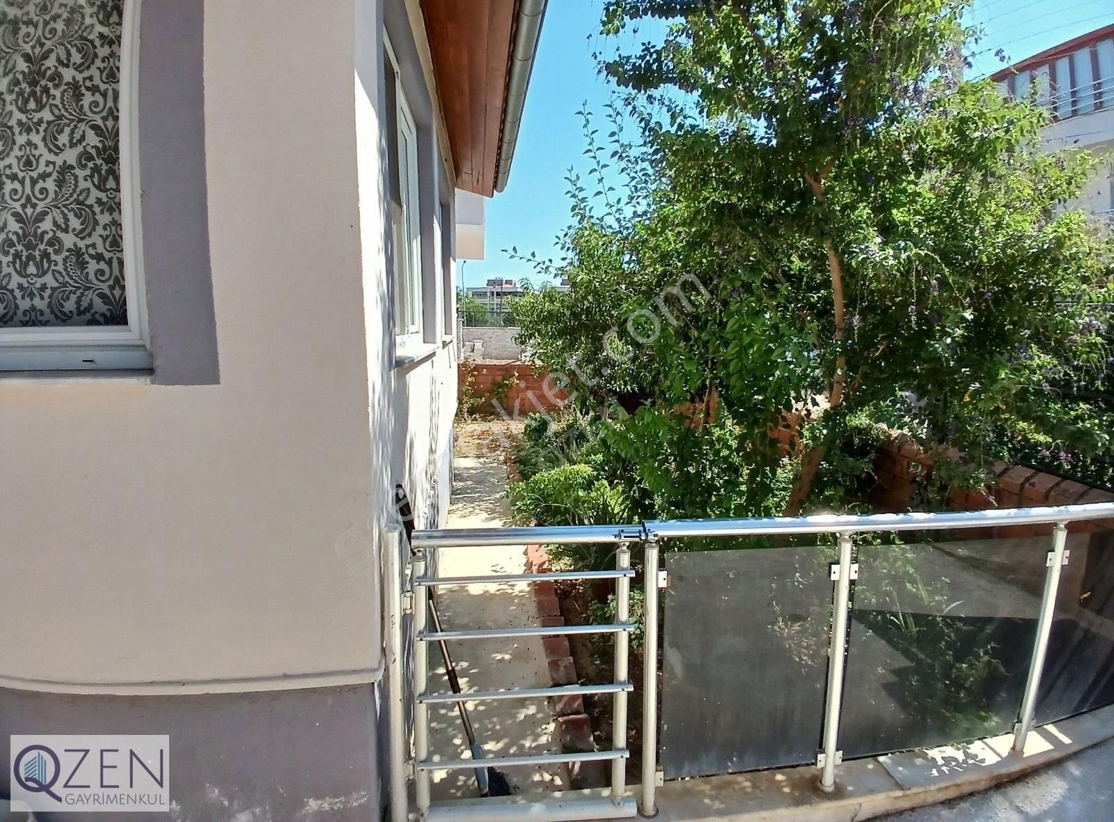 Qzen Gayrimenkul Den Satılık Villa - Görsel 11