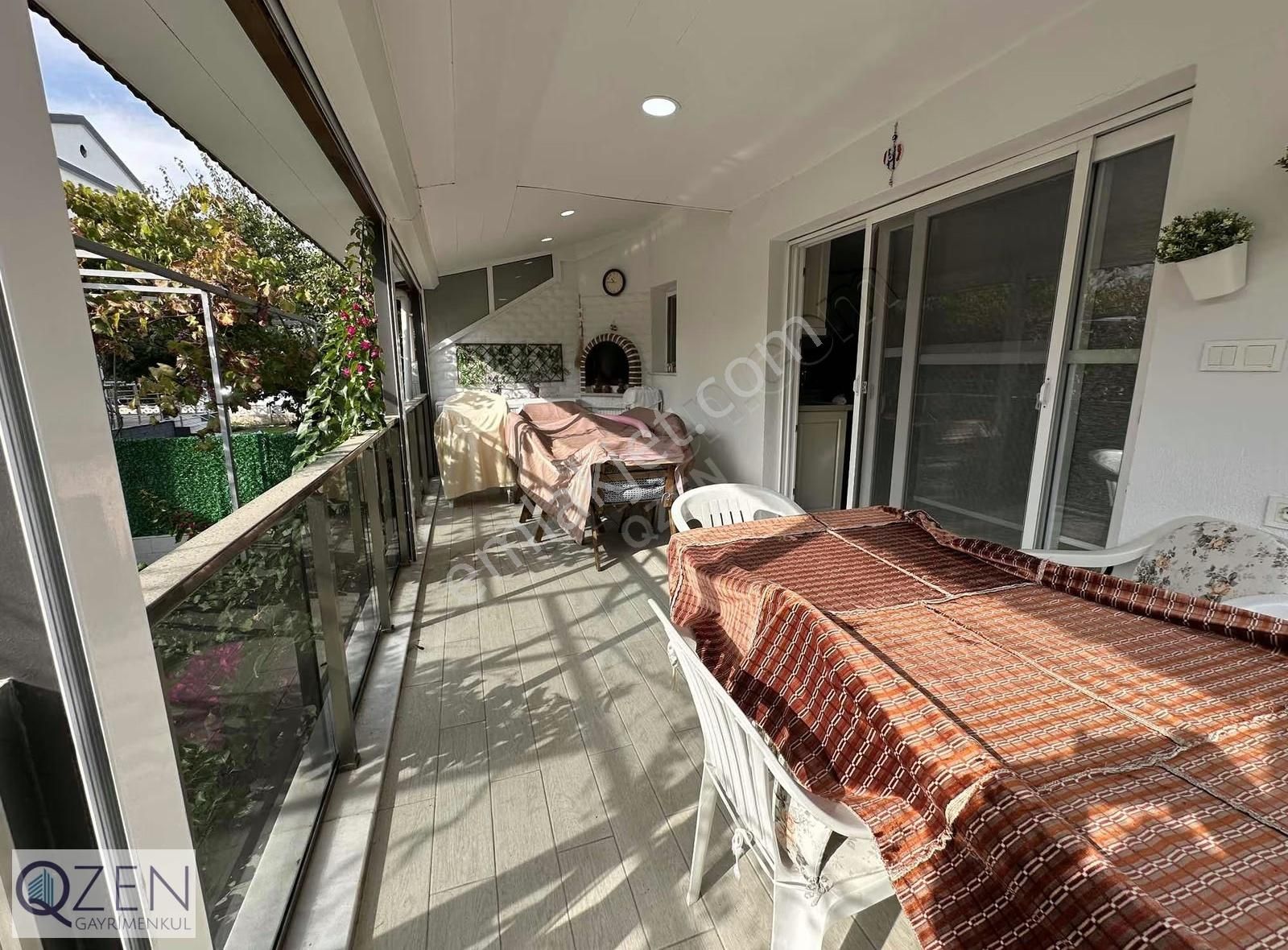 Qzen' Den Denize Yürüme Mesafesinde Kış Bahçeli Yazlık - Görsel 7