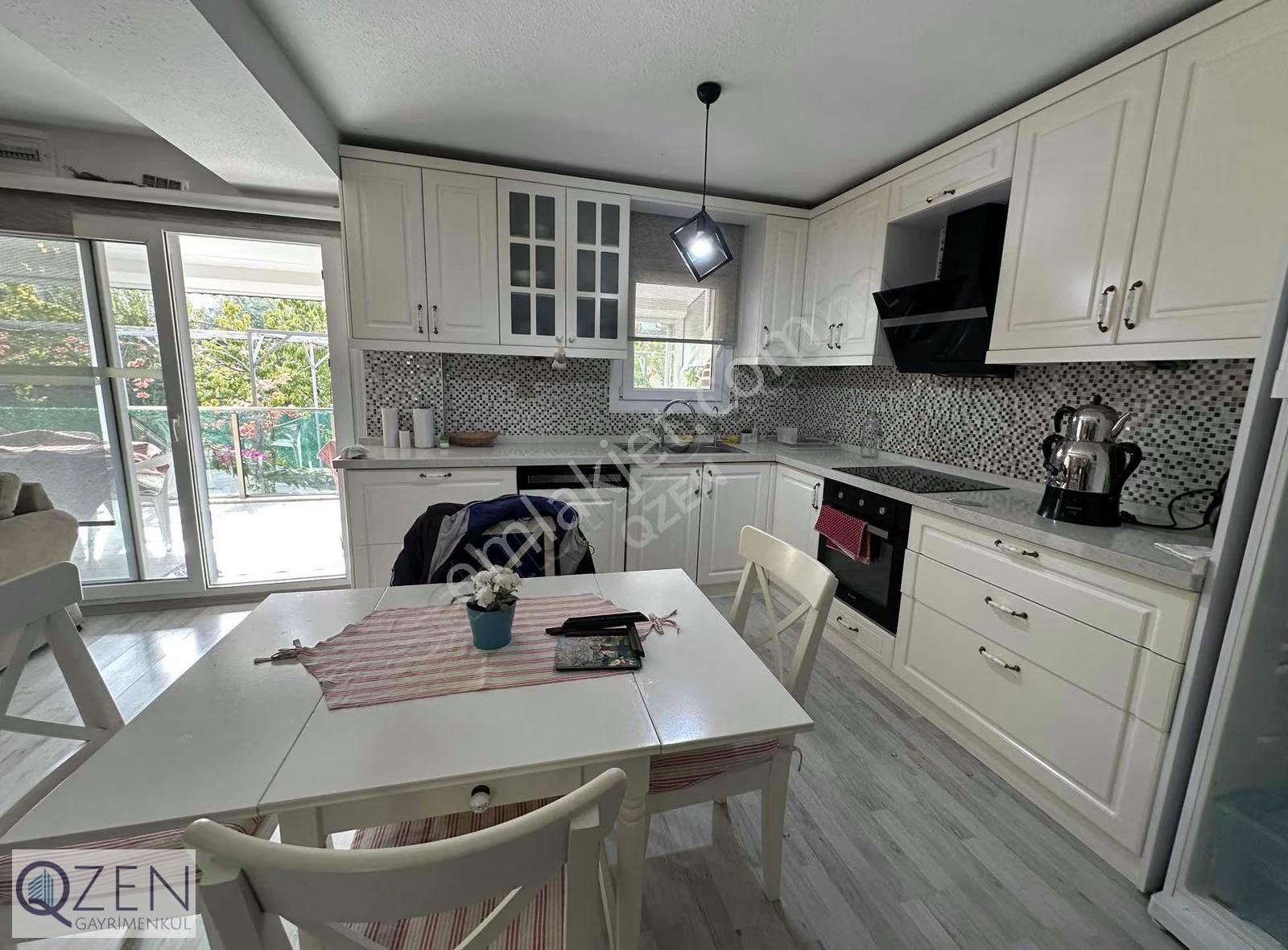 Qzen' Den Denize Yürüme Mesafesinde Kış Bahçeli Yazlık - Görsel 14