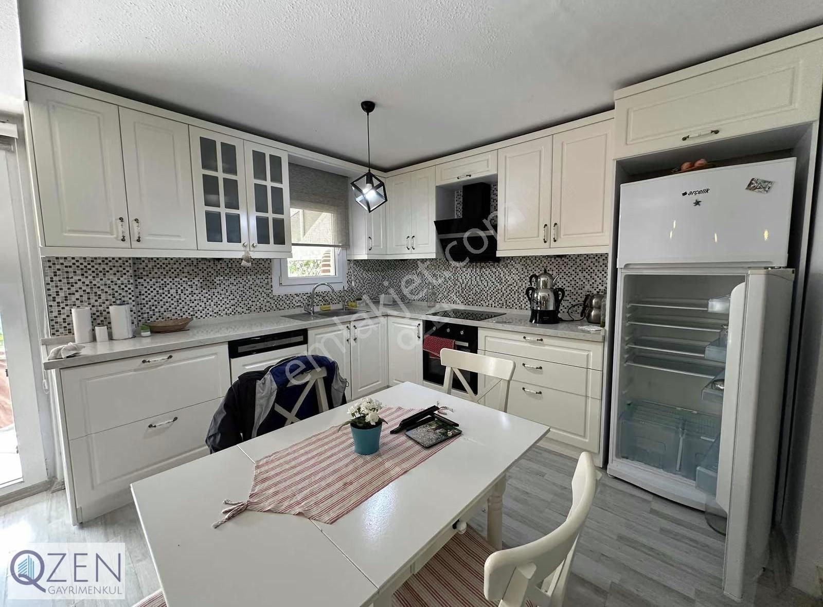 Qzen' Den Denize Yürüme Mesafesinde Kış Bahçeli Yazlık - Görsel 22