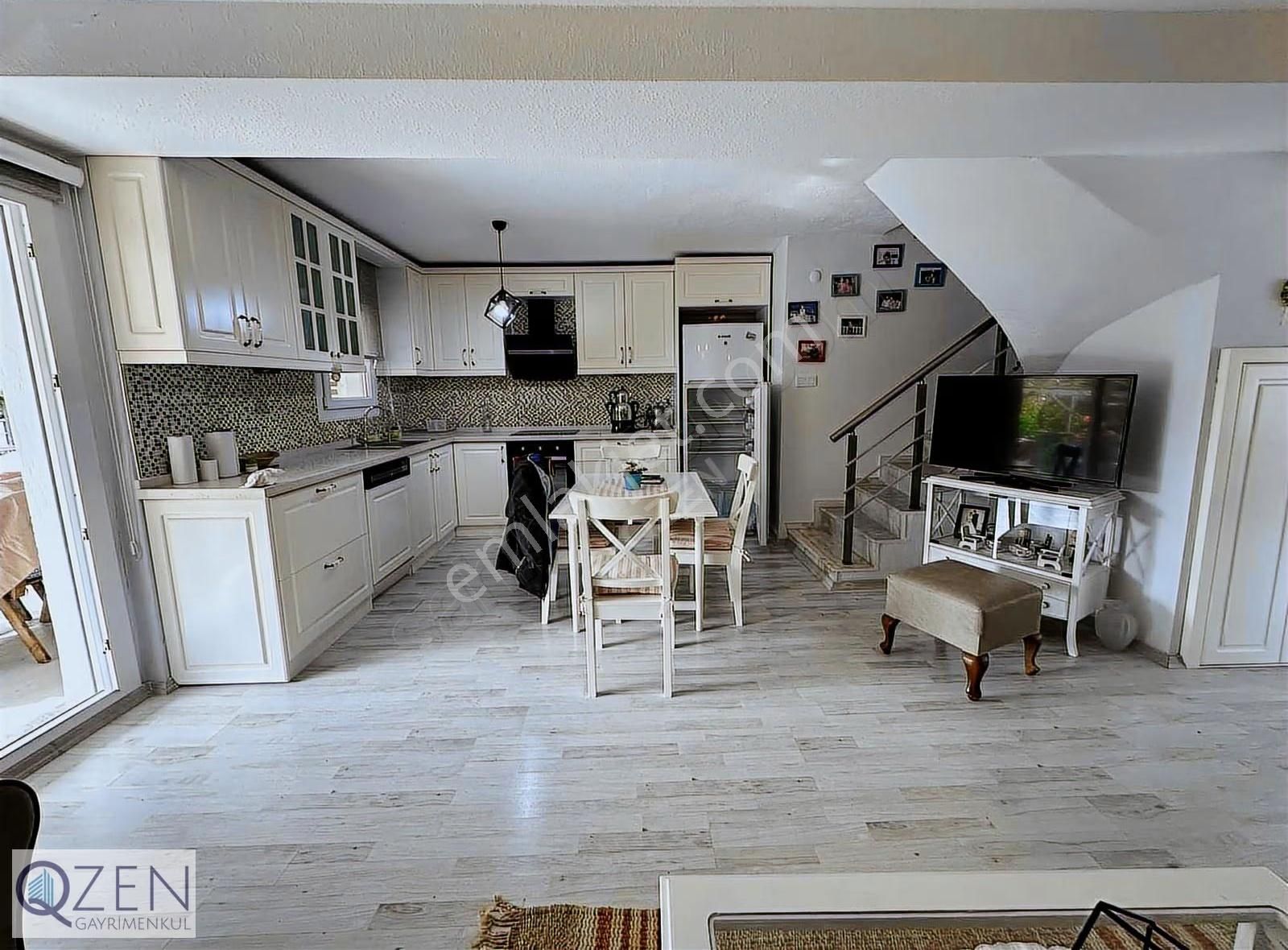 Qzen' Den Denize Yürüme Mesafesinde Kış Bahçeli Yazlık - Görsel 19