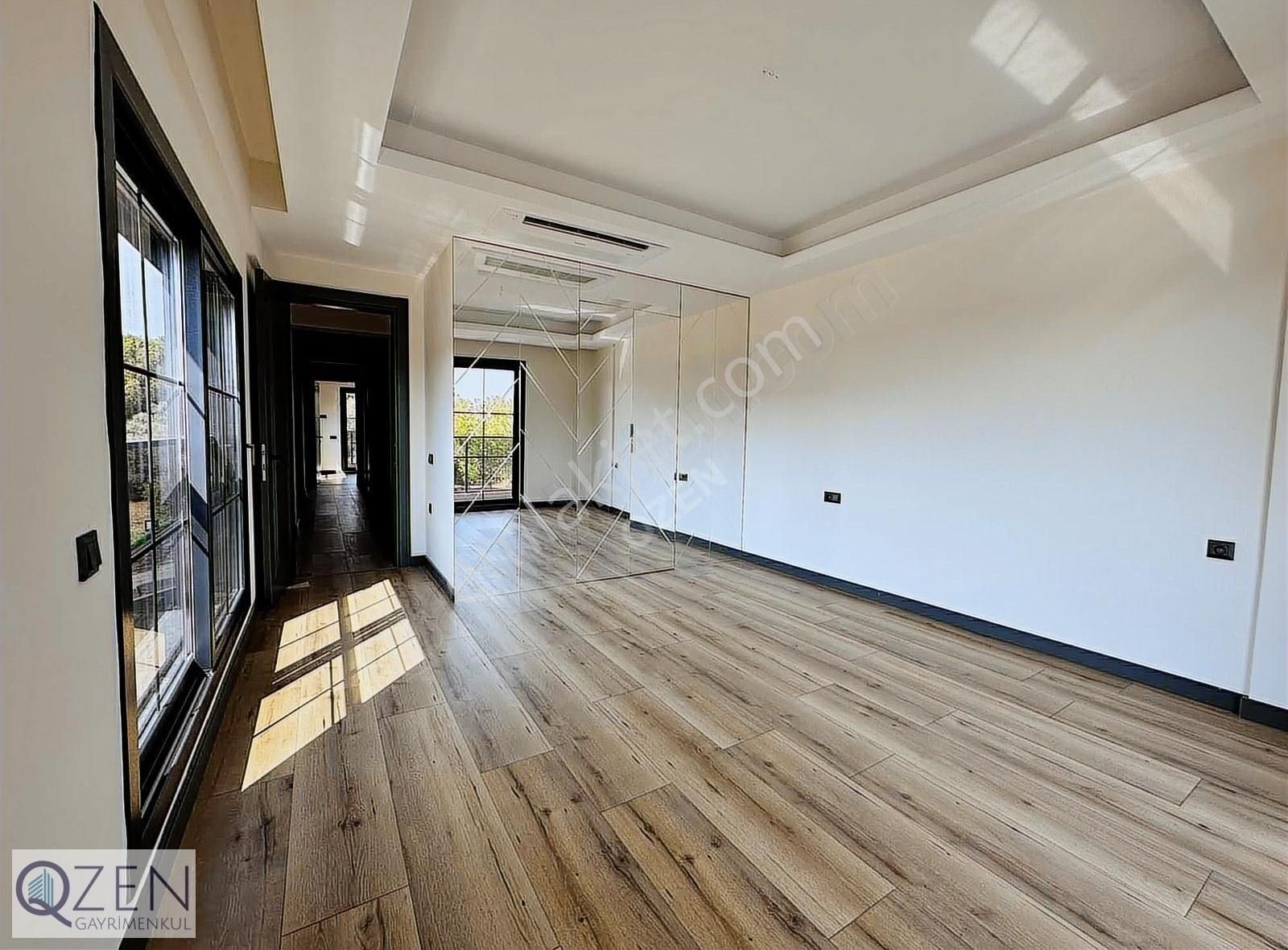 Q'zen Den Kemalpaşa Mahallesinde Geniş Lüks Sıfır 4+1 Villa - Görsel 5