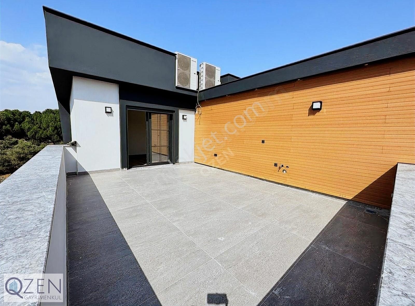Q'zen Den Kemalpaşa Mahallesinde Geniş Lüks Sıfır 4+1 Villa - Görsel 25