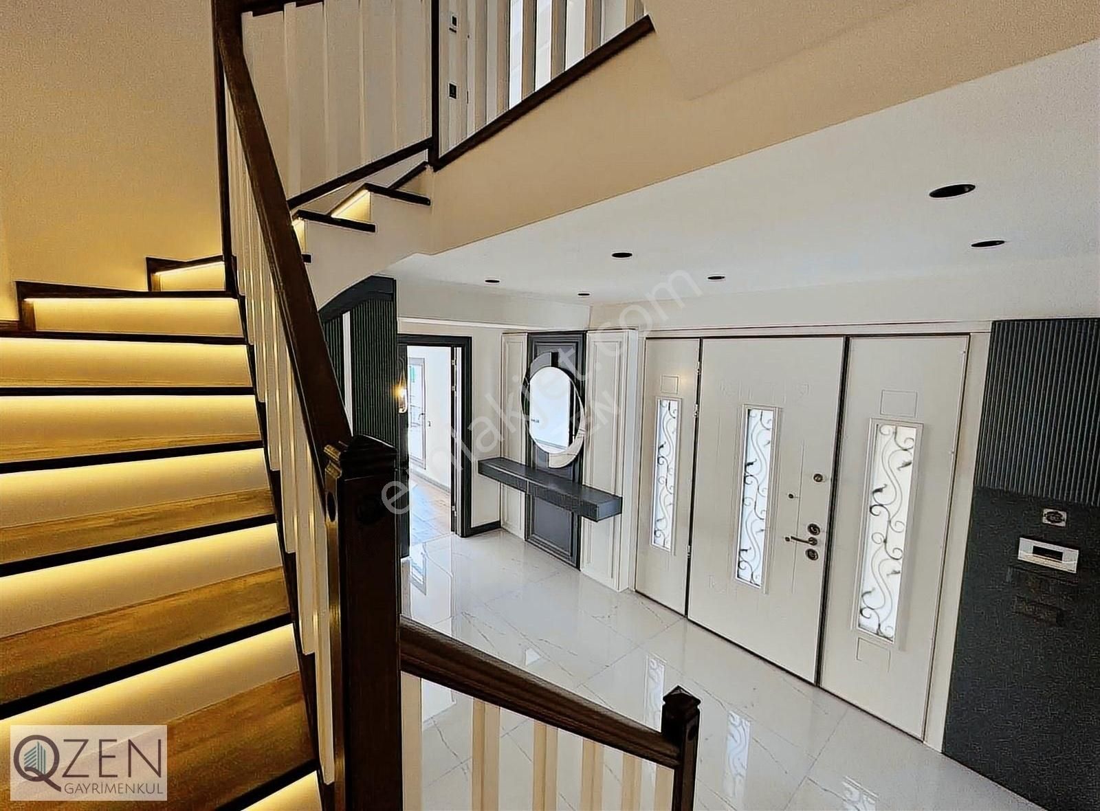 Q'zen Den Kemalpaşa Mahallesinde Geniş Lüks Sıfır 4+1 Villa - Görsel 4