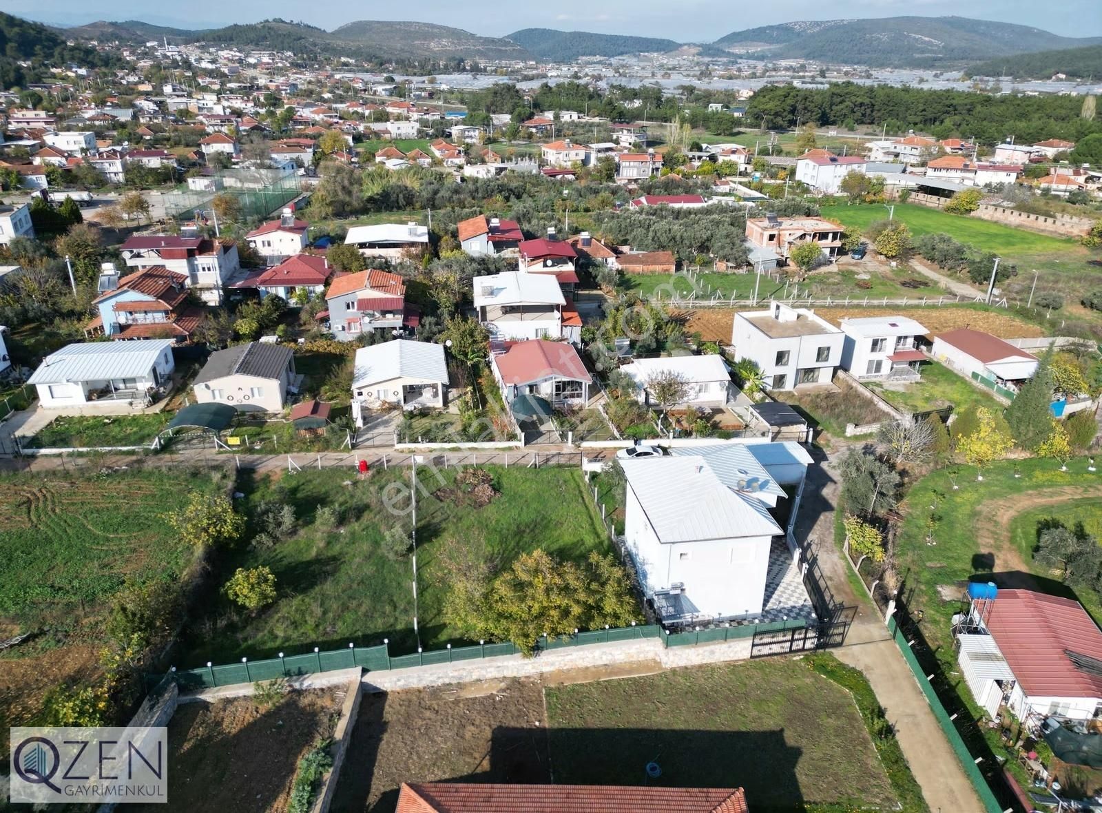 Qzen'den Ataköy De Köyiçi İmarlı 470 M2 Arsa