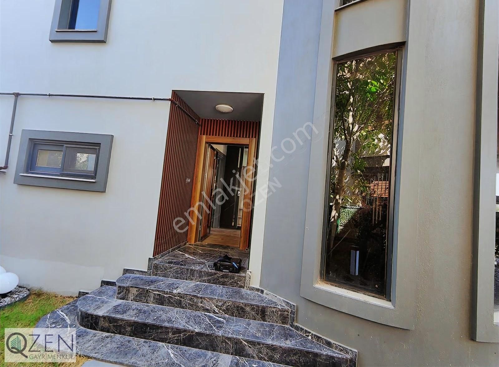 Q'zen Den Geniş Bahçeli Adliyeye Arkasında 300 M² 4+1 Triblex - Görsel 24